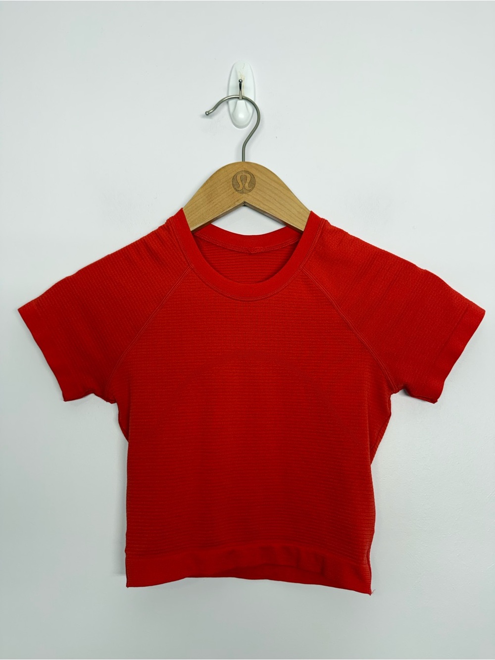 2: Lululemon Swiftly Tech Cropped Short-Sleeve Shirt 2.0 Hot Heat Size 2